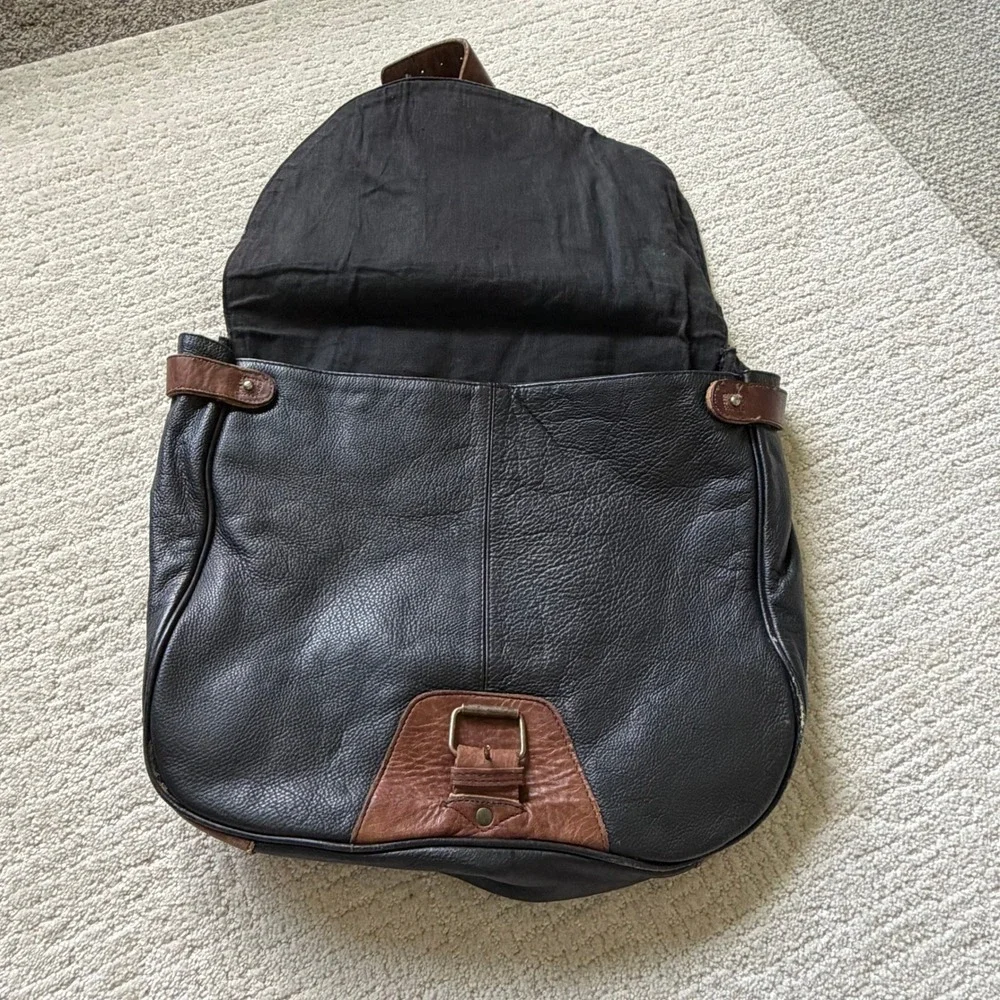 Wilsons Leather Messenger Bag Brown Black Leather Crossbody Satchel Laptop Bag
